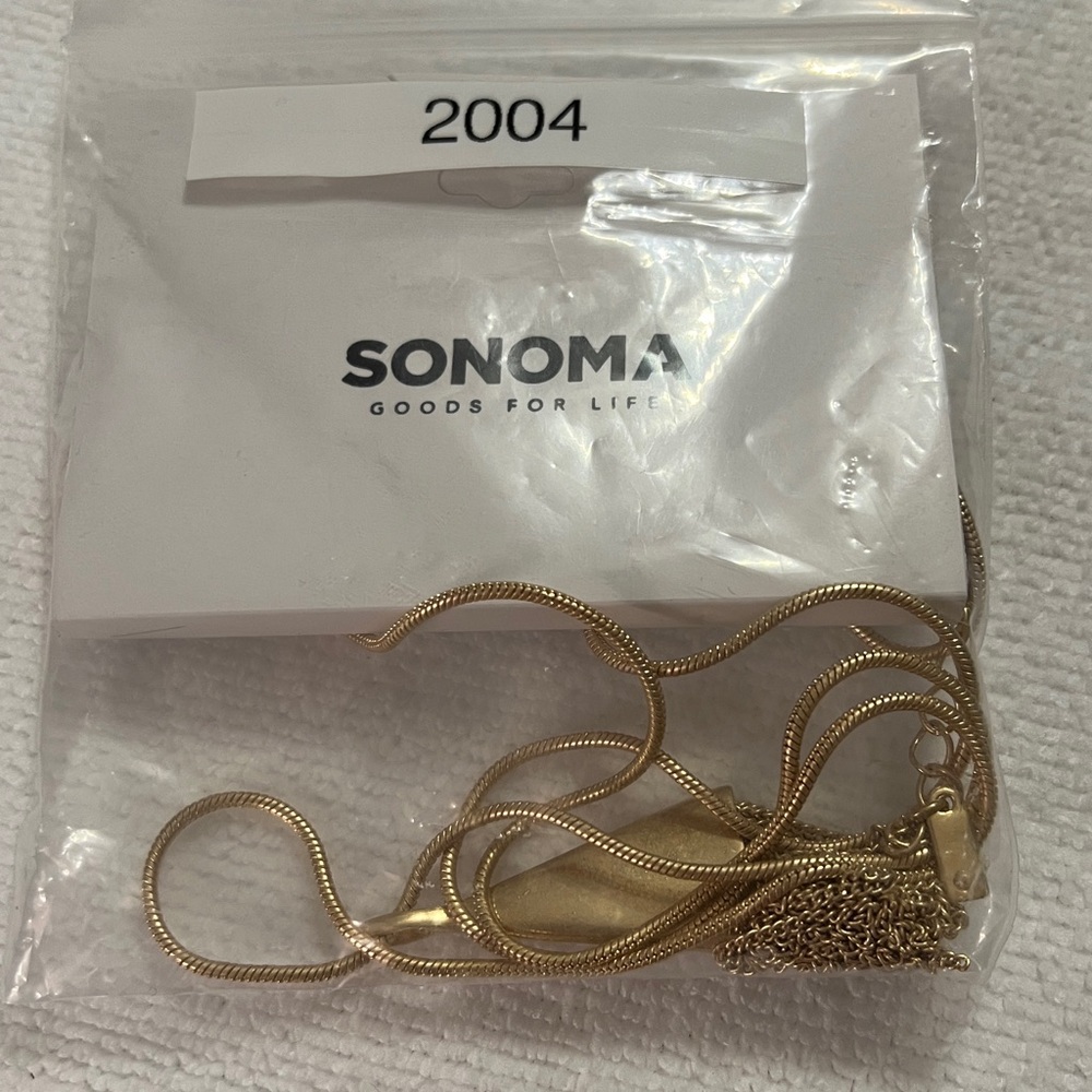 3/$18 Sonoma Gold Tassel Necklace Lot 2004 - Picture 5 of 5